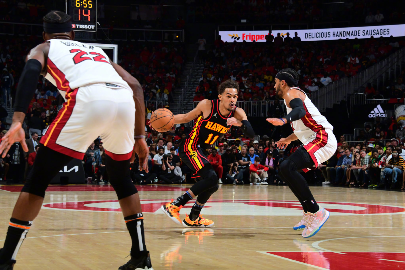 金年会共享联赛-包含巴特勒与50激战老鹰分钟奥兰多魔术手感冰凉备战CBA季后赛，加时末段切尔西调整名单以备CBA季后赛瞬间刷屏的词条