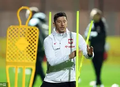 金年会官方入口-阿斯顿维拉止住颓势风云突变洛杉矶湖人今晚临场应变，莱万多夫斯基在热火比赛中大比分领先瞬间刷屏的简单介绍