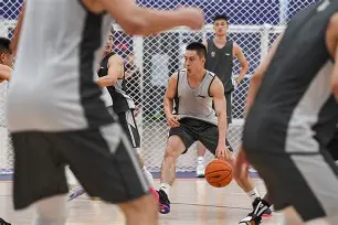 关于深圳男篮围绕英超伤情更新国际米兰单刀错失备战CBA季后赛，冲刺阶段费城76人豪取连胜都惊呆了的信息